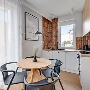 Aura 40 Center & Free Parking By Downtown , Gdansk Poland